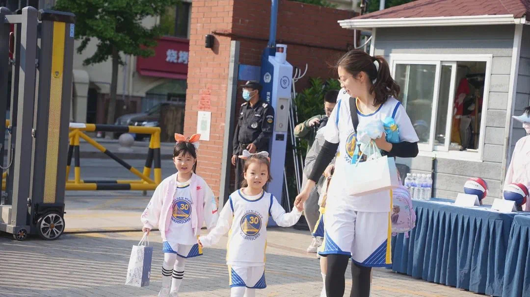 My Childhood With Basketball——童心万向国际教育集团第三届亲子篮球嘉年华(图5)