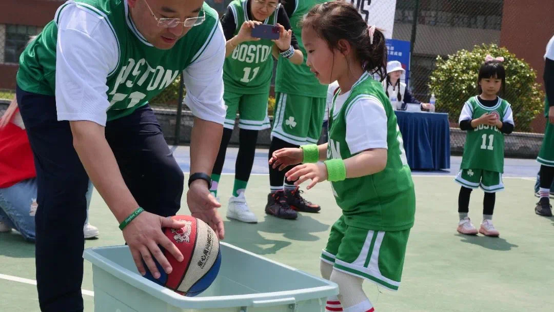 My Childhood With Basketball——童心万向国际教育集团第三届亲子篮球嘉年华(图61)