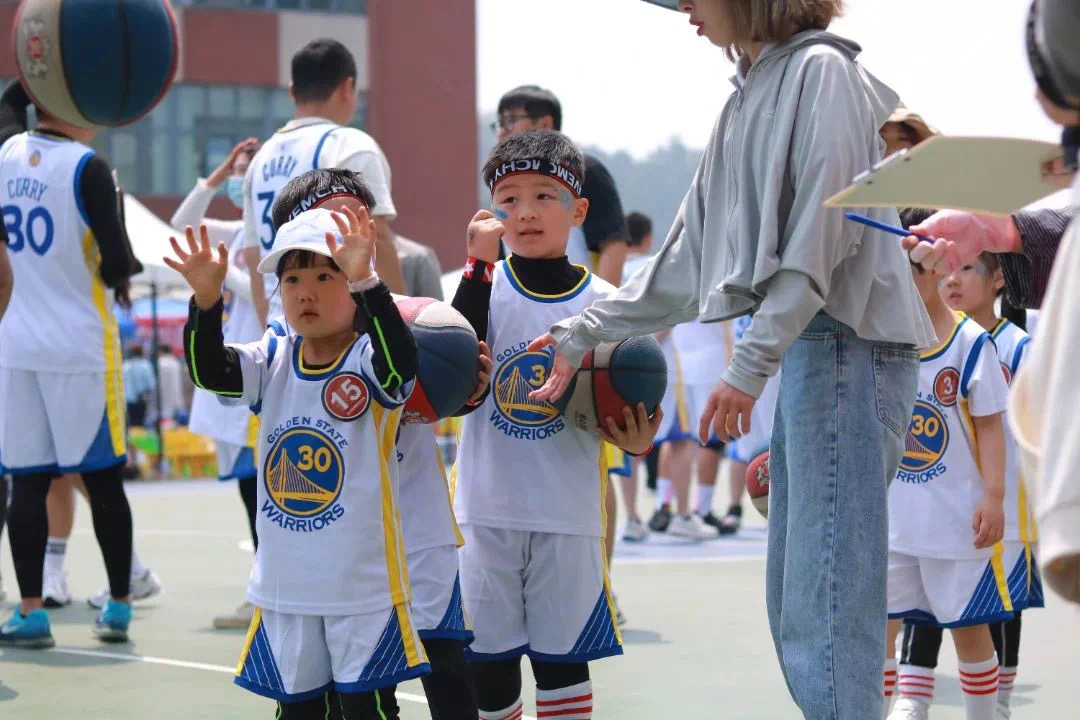My Childhood With Basketball——童心万向国际教育集团第三届亲子篮球嘉年华(图73)