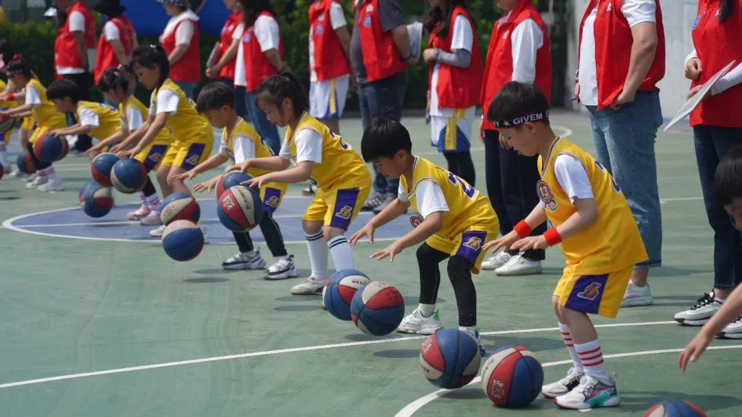 My Childhood With Basketball——童心万向国际教育集团第三届亲子篮球嘉年华(图82)